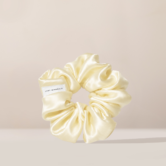 Silk Cream Scrunchie